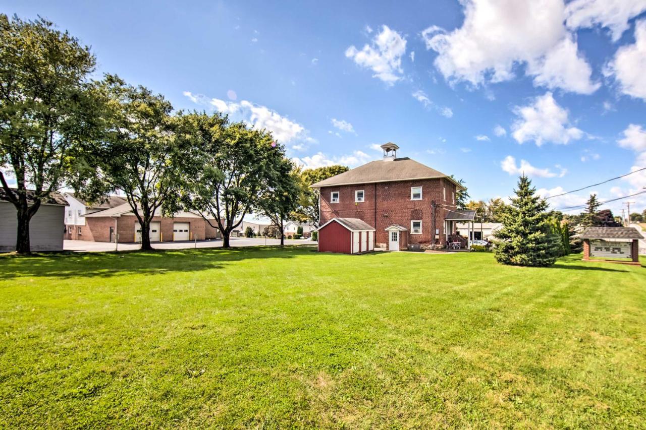 Dutch Country Schoolhouse Haven With Grill! Apartment Gap Bagian luar foto