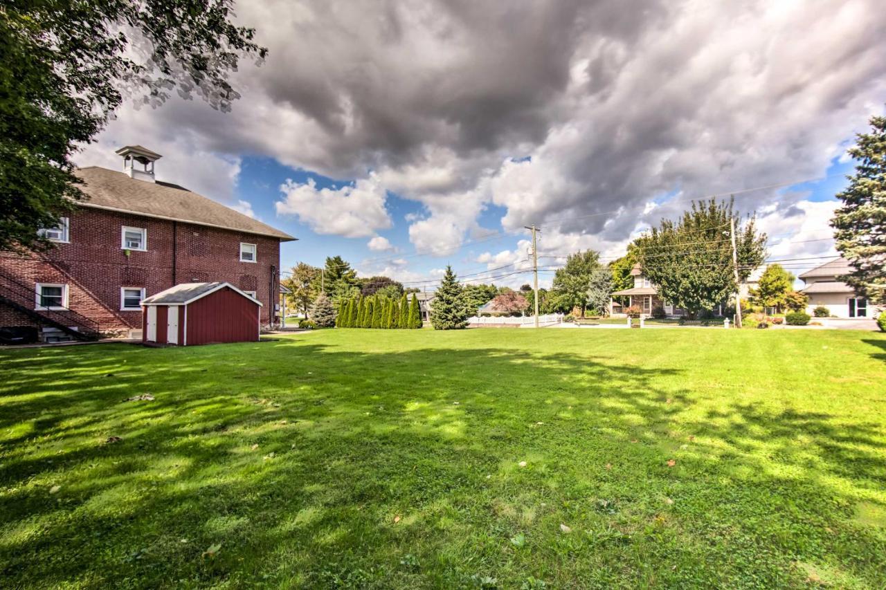 Dutch Country Schoolhouse Haven With Grill! Apartment Gap Bagian luar foto