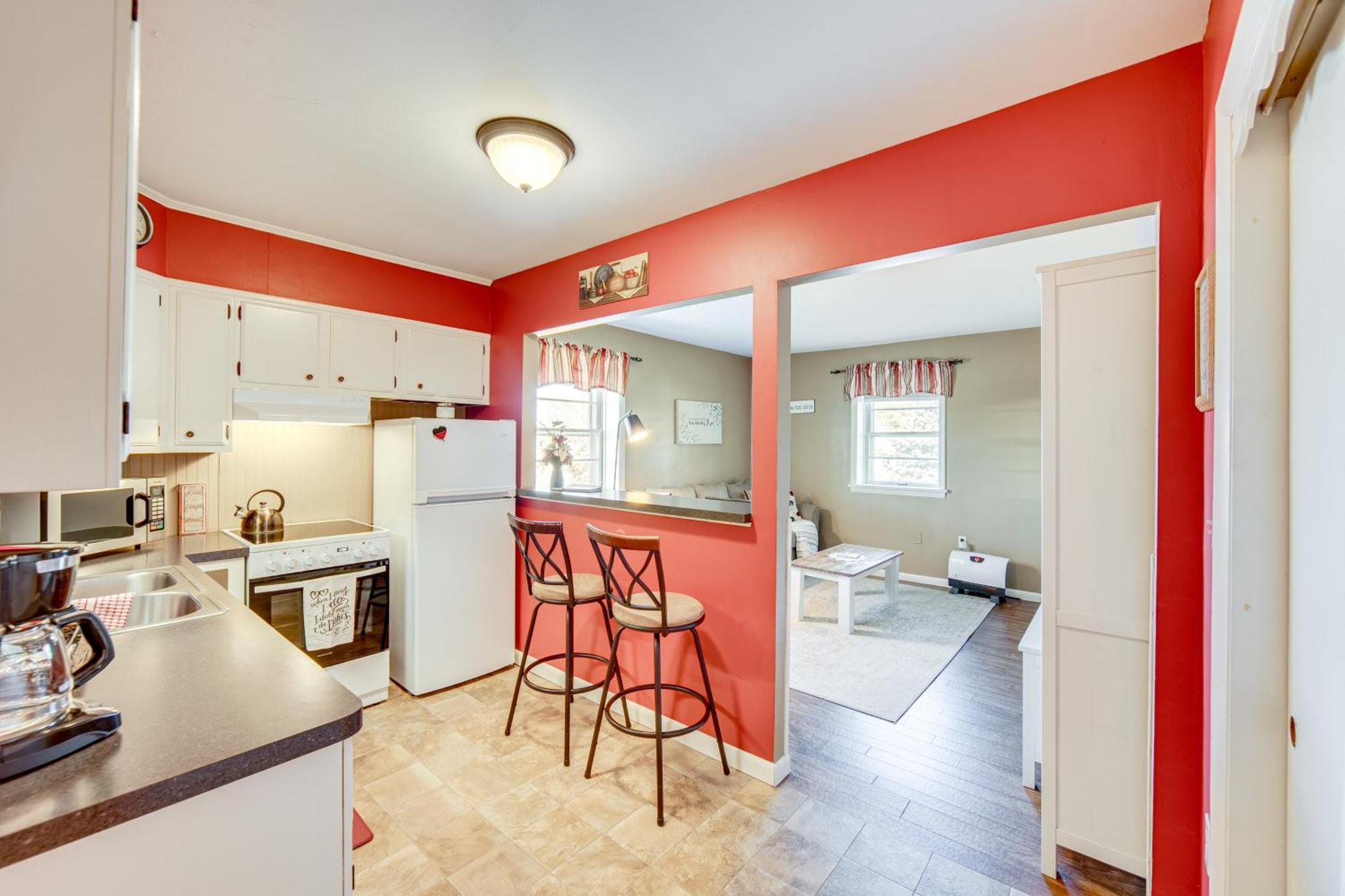 Dutch Country Schoolhouse Haven With Grill! Apartment Gap Bagian luar foto